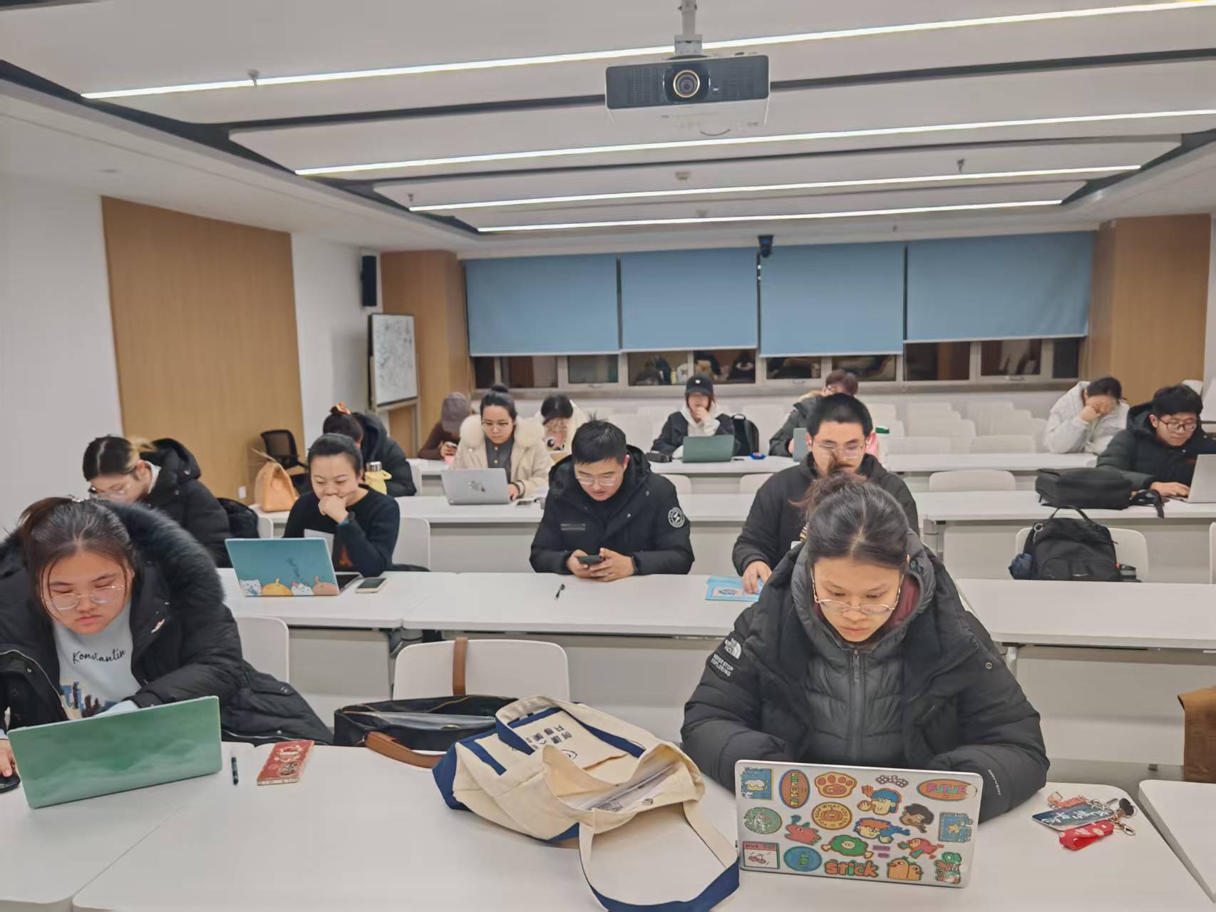 44f71a8b2b8d56d53f5d3c53e25551a